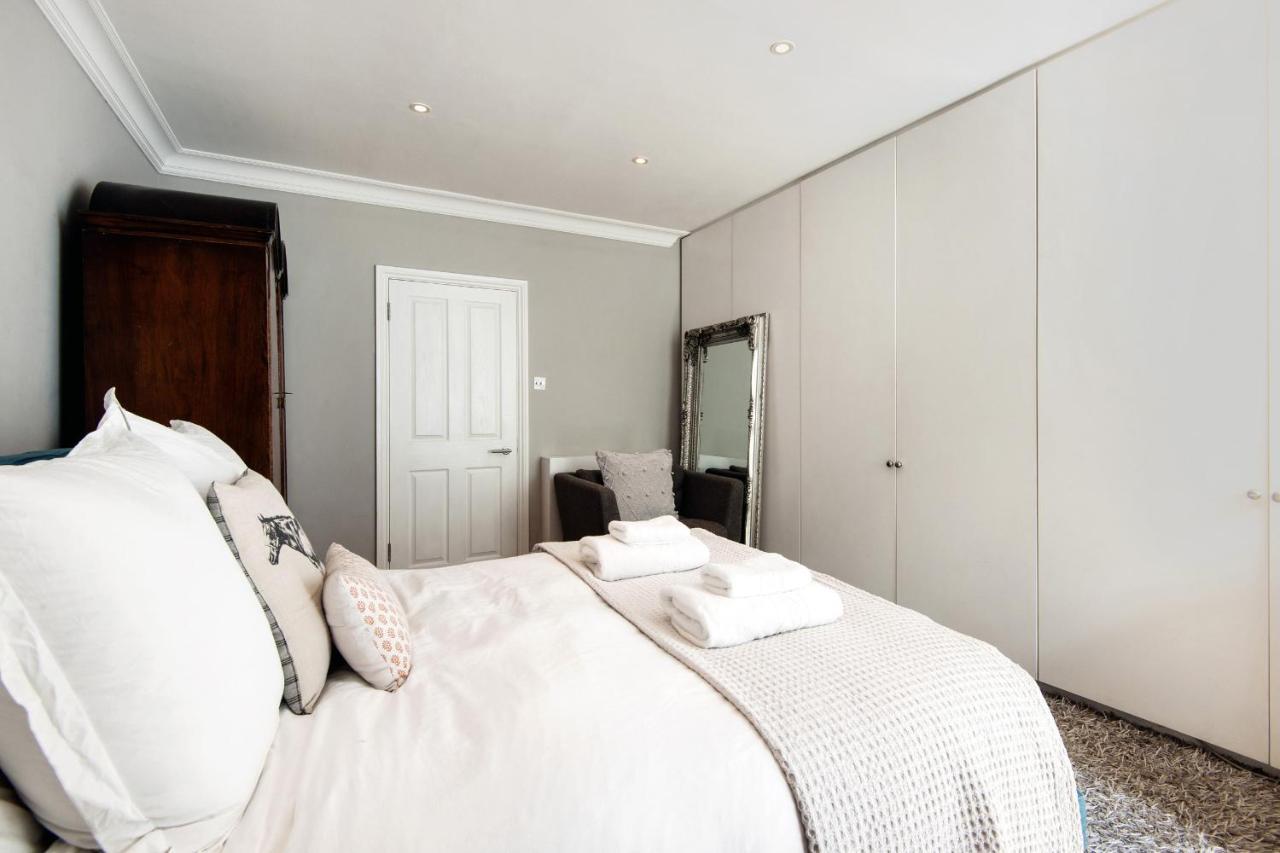 Modern Kensington Home Near Kensington Palace London Exteriör bild